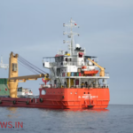 Strait of Hormuz crisis: होर्मुज जलडमरूमध्य में अमेरिकी नाकेबंदी फेल? ट्रंप की पाबंदी के बावजूद निकले 5 ईरानी जहाज