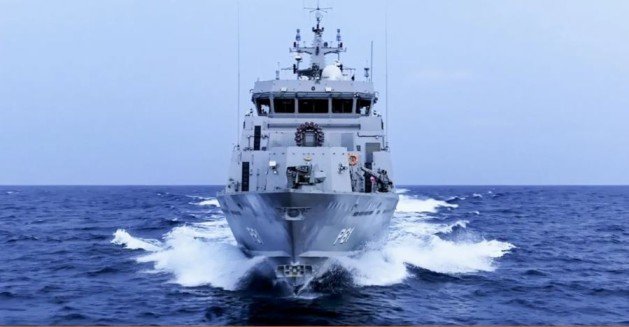 India Pakistan naval ships collision Arabian Sea