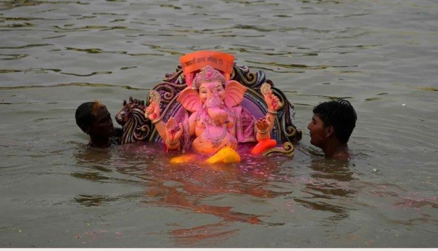 MP Ganesh Visarjan Tragedy