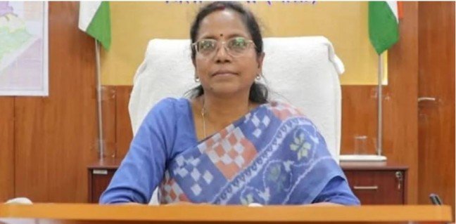IAS Usha Parmar Non-Bailable Warrant