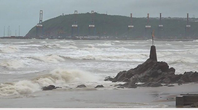 Cyclone Arnab UP Alert